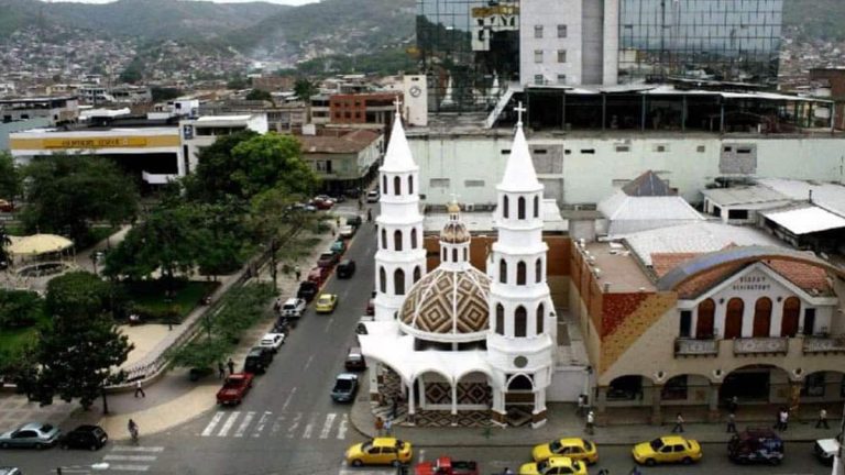 oficina SocioEmpleo en Portoviejo Manabi